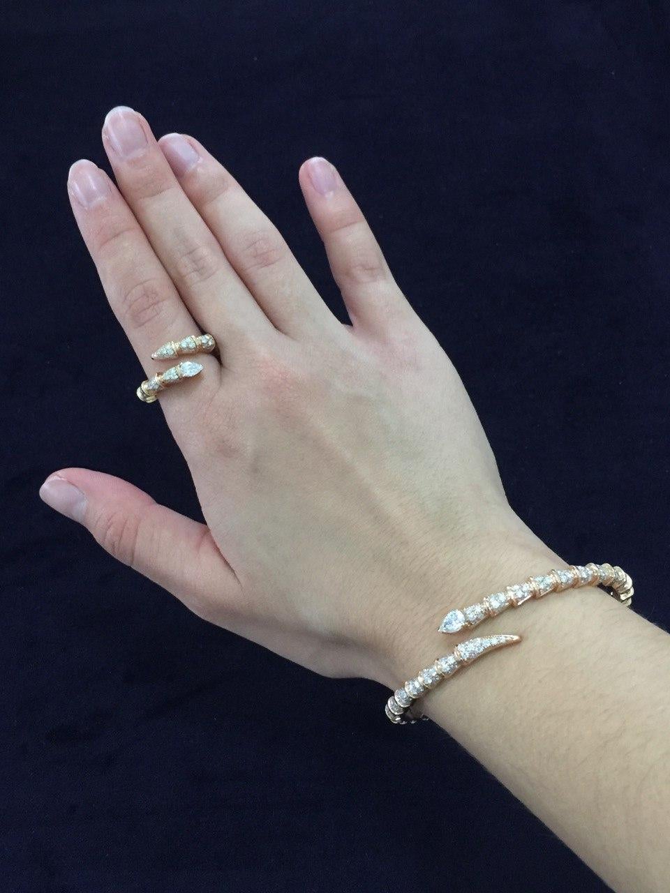 Artisan White diamond snake contrariè bracelet in 18kt rose gold For Sale