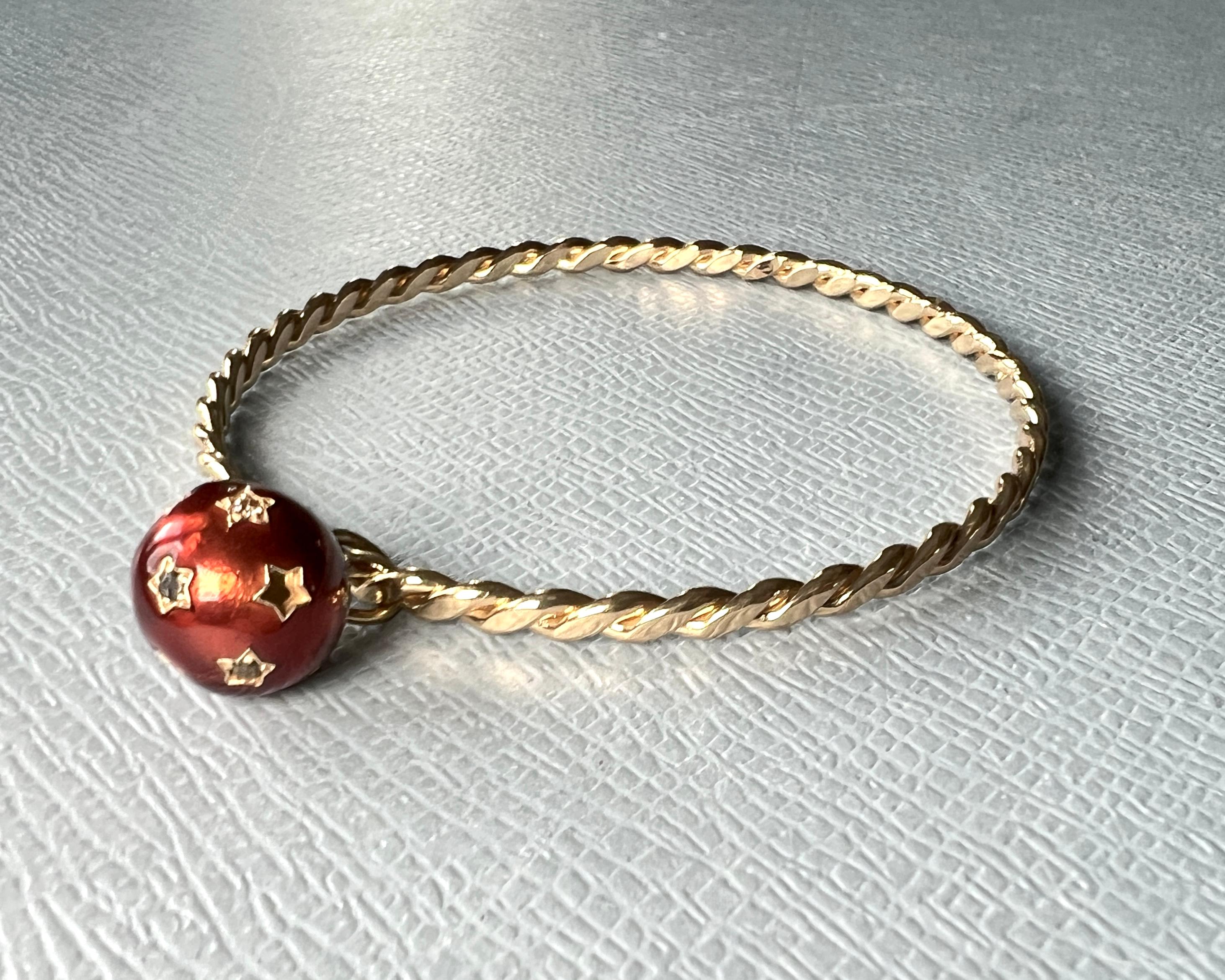 Single Cut White Diamond Star Ball Bangle Bracelet Red Enamel For Sale