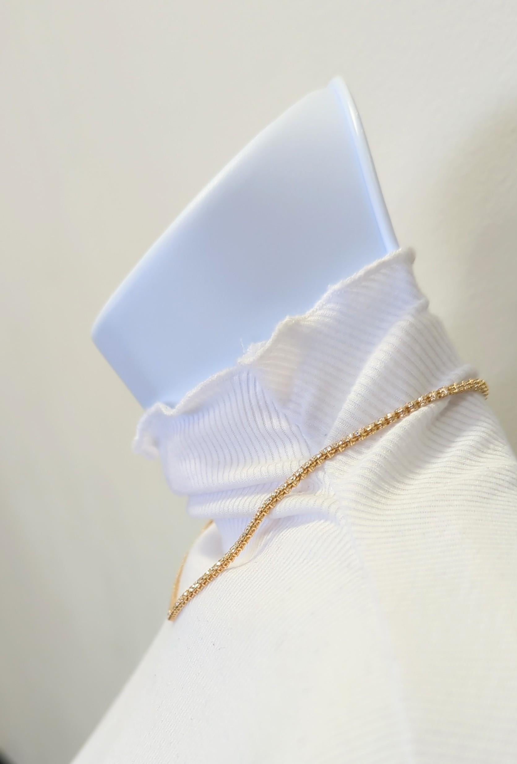 Taille ronde Collier tennis en or jaune 14 carats avec diamants blancs en vente