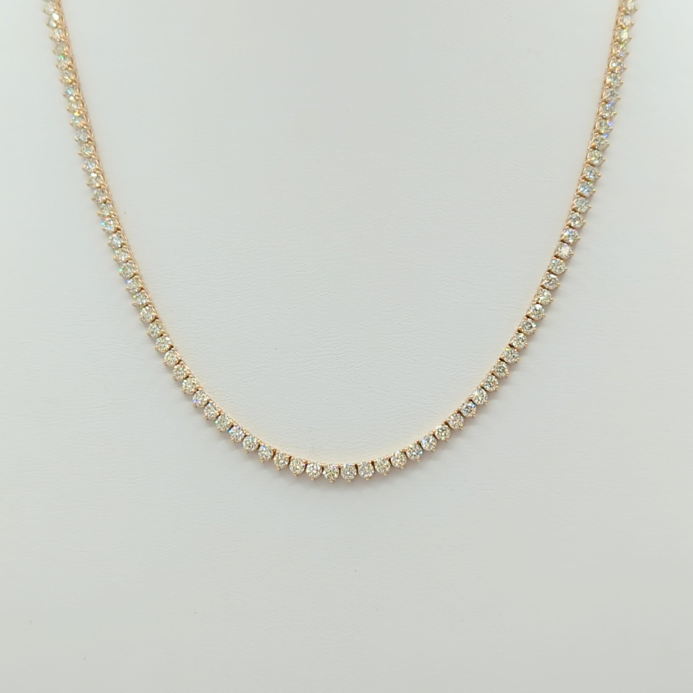 White Diamond Tennis Necklace in 14K Yellow Gold In New Condition For Sale In Los Angeles, CA