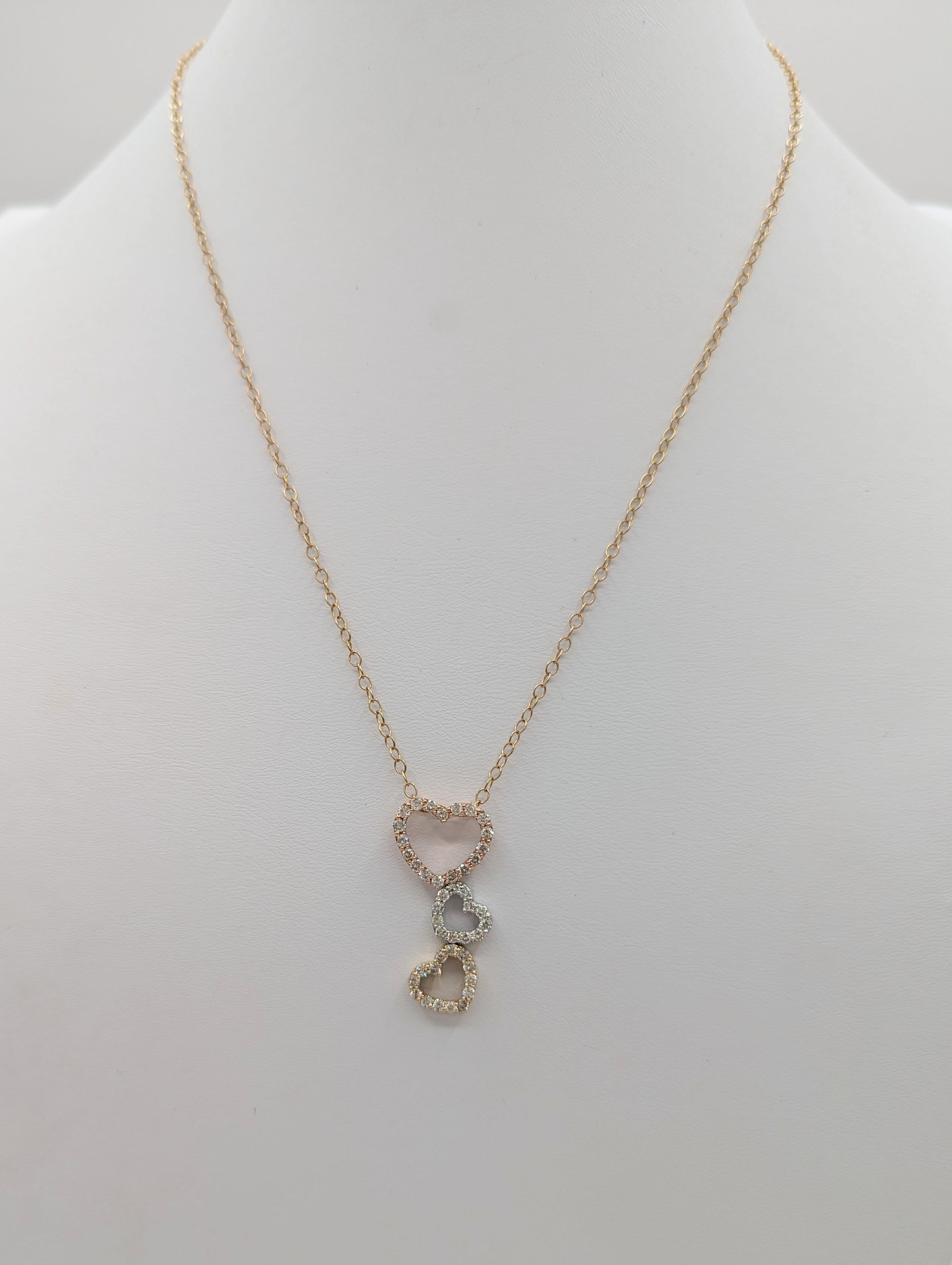 White Diamond Triple Hearts Pendant Necklace in 14K Three Tone Gold In New Condition For Sale In Los Angeles, CA