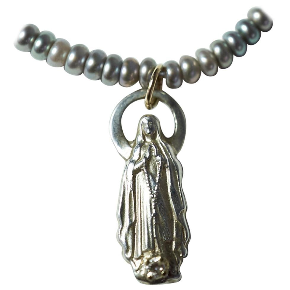 Weißer Diamant-Frauen Maria-Figurenanhänger aus Silber mit Perlen und Türkis J Dauphin