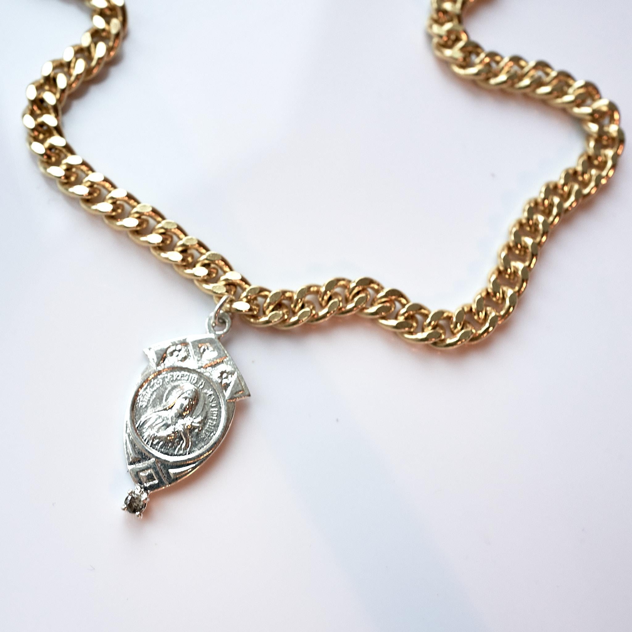 Weißer Diamant Jungfrau Maria-Medaille Frankreich Sterlingsilber Kette Choker J Dauphin im Angebot 1