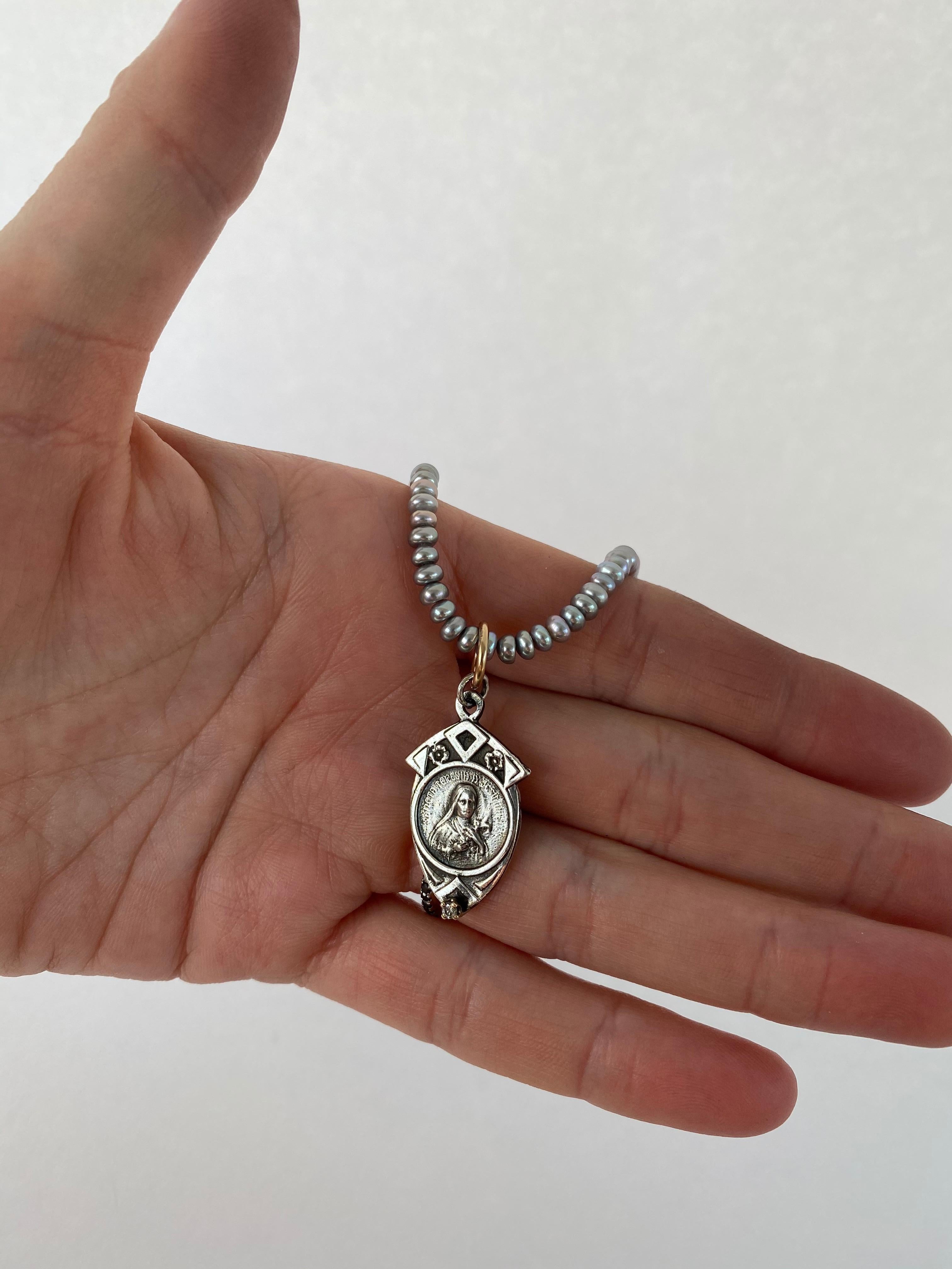 Medal Virgin Mary Necklace Bead Silver Pendant Pearl Turquoise J Dauphin In New Condition For Sale In Los Angeles, CA