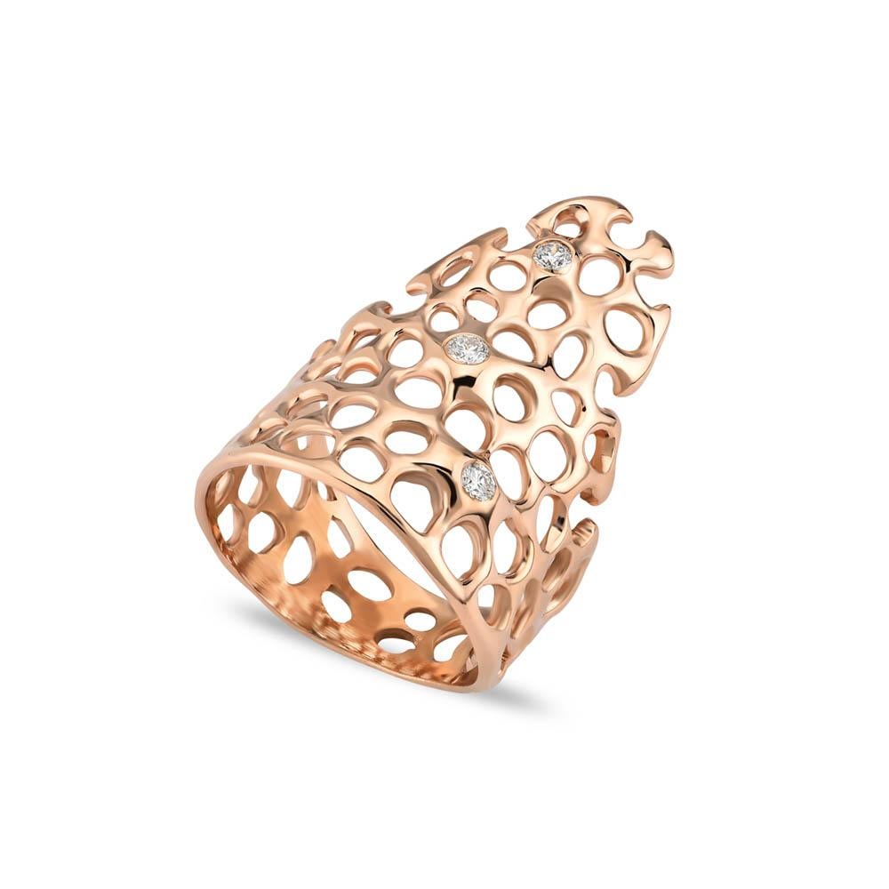 White diamond waves long ring in 14k Rose gold and diamond by Selda Jewellery

Additional Information:-
Collection: Waves Collection
14k Rose gold
0.12ct White diamond