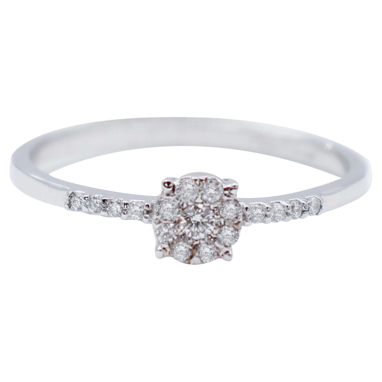 White Diamonds, 18 Karat White Gold Magic Ring
