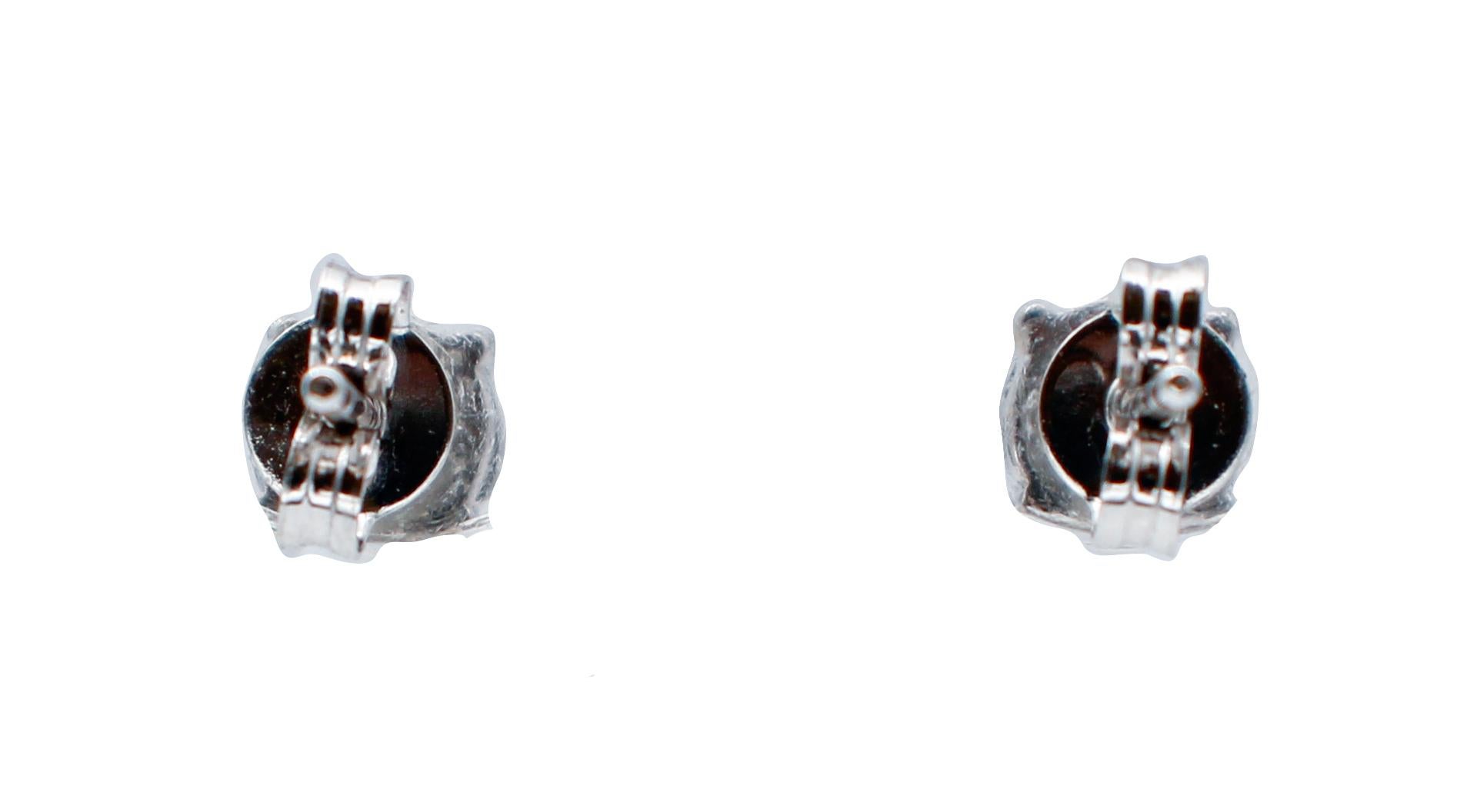 Moderne Diamants blancs, or blanc 18 carats, boucles d'oreilles en vente