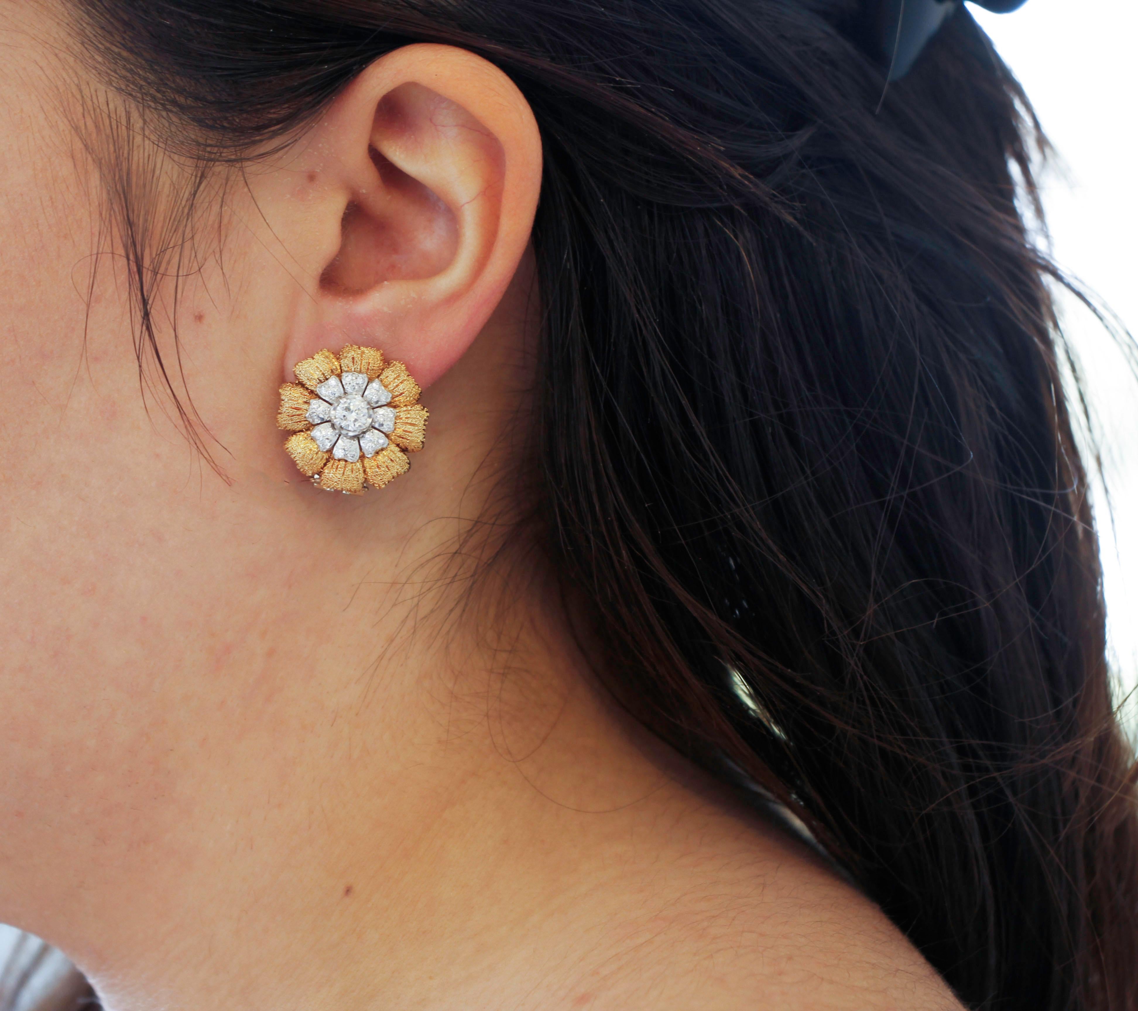 Women's White Diamonds, 18 Karat Yellow and White Gold Clip-On Retrò Earrings