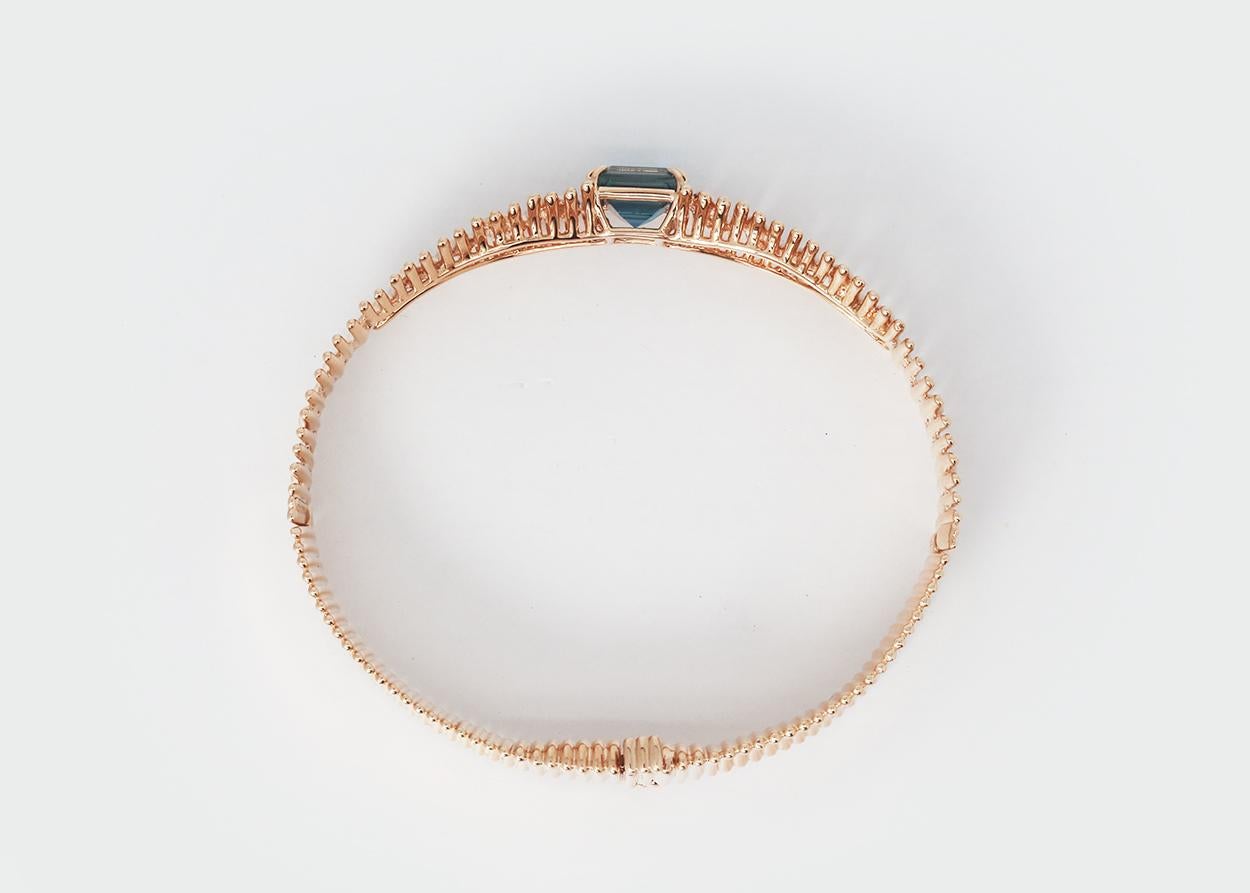 ** Ce produit est fabriqué sur commande, il est donc non échangeable et non remboursable. 
** En raison de la nature des pierres précieuses, la couleur réelle du produit peut différer de celle des photos.
*   TAILLE L : Circonférence 20,5 cm