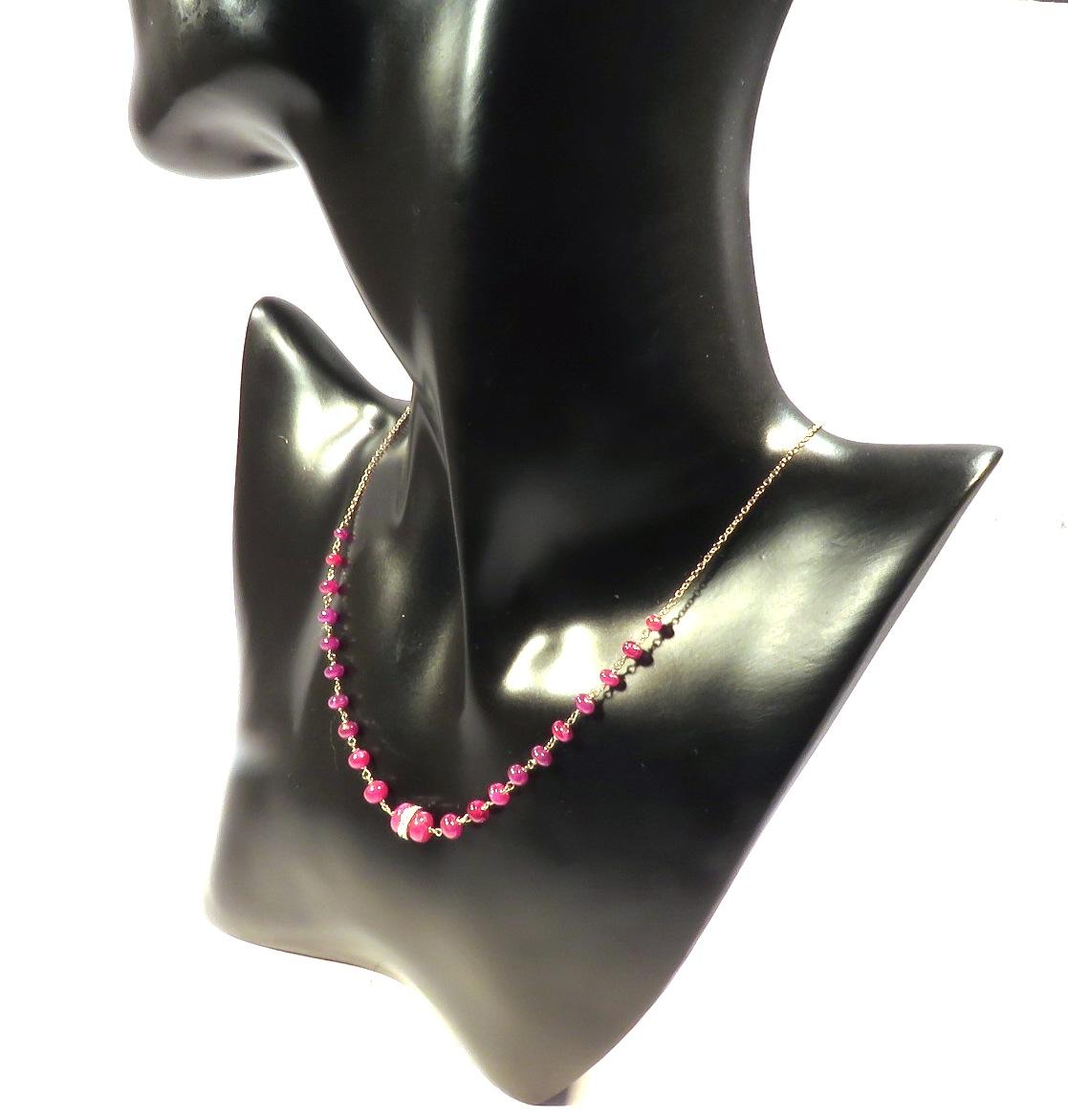 White Diamonds Red Ruby 9 Karat White Gold Choker Necklace Handcrafted in Italy In New Condition For Sale In Milano, IT
