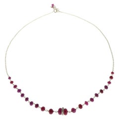 Collar gargantilla de oro blanco de 9 quilates con diamantes blancos y rubíes rojos Hecho a mano en Italia