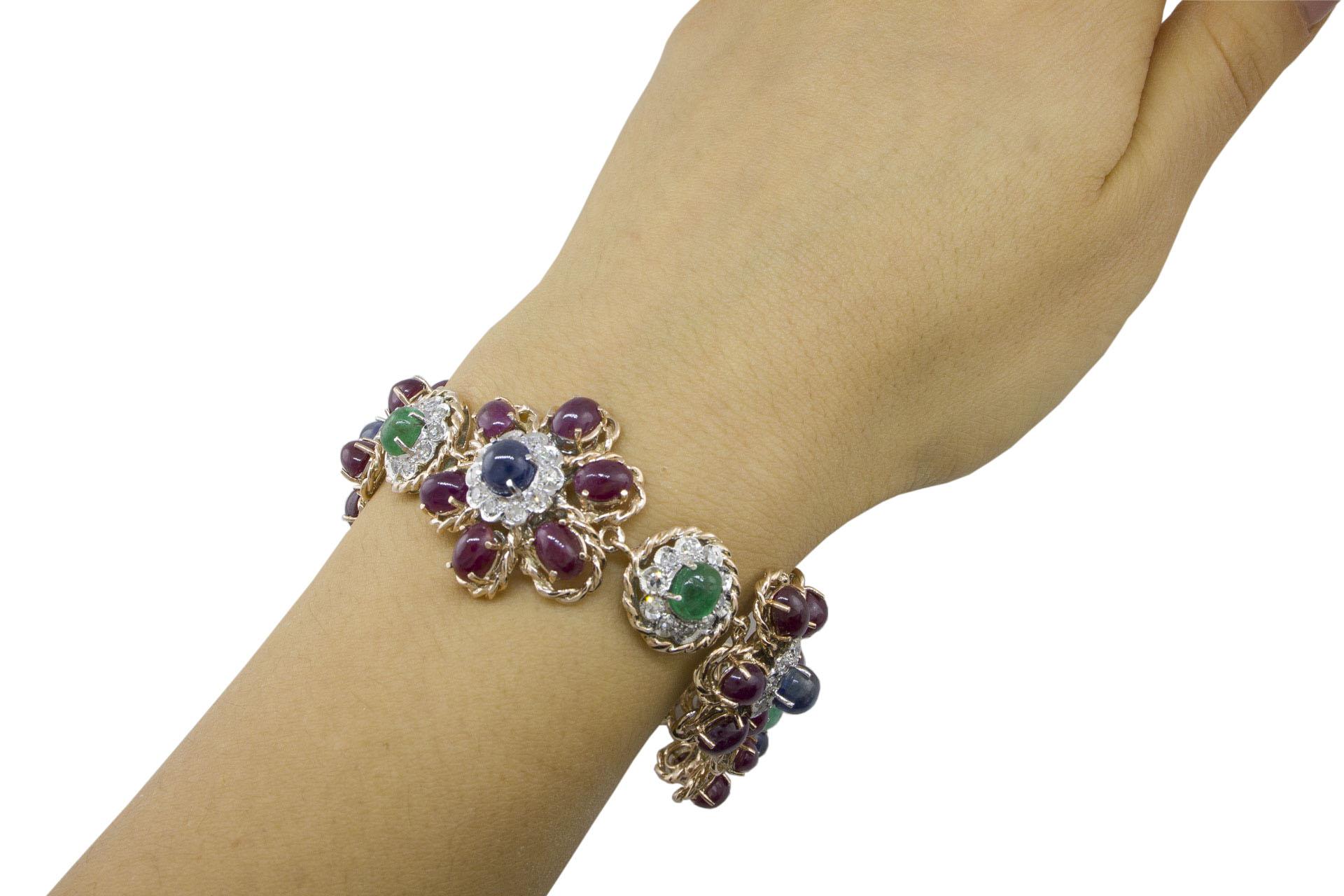 White Diamonds Rubies Emeralds Blue Sapphires Rose and White Gold Link Bracelet In Excellent Condition For Sale In Marcianise, Marcianise (CE)