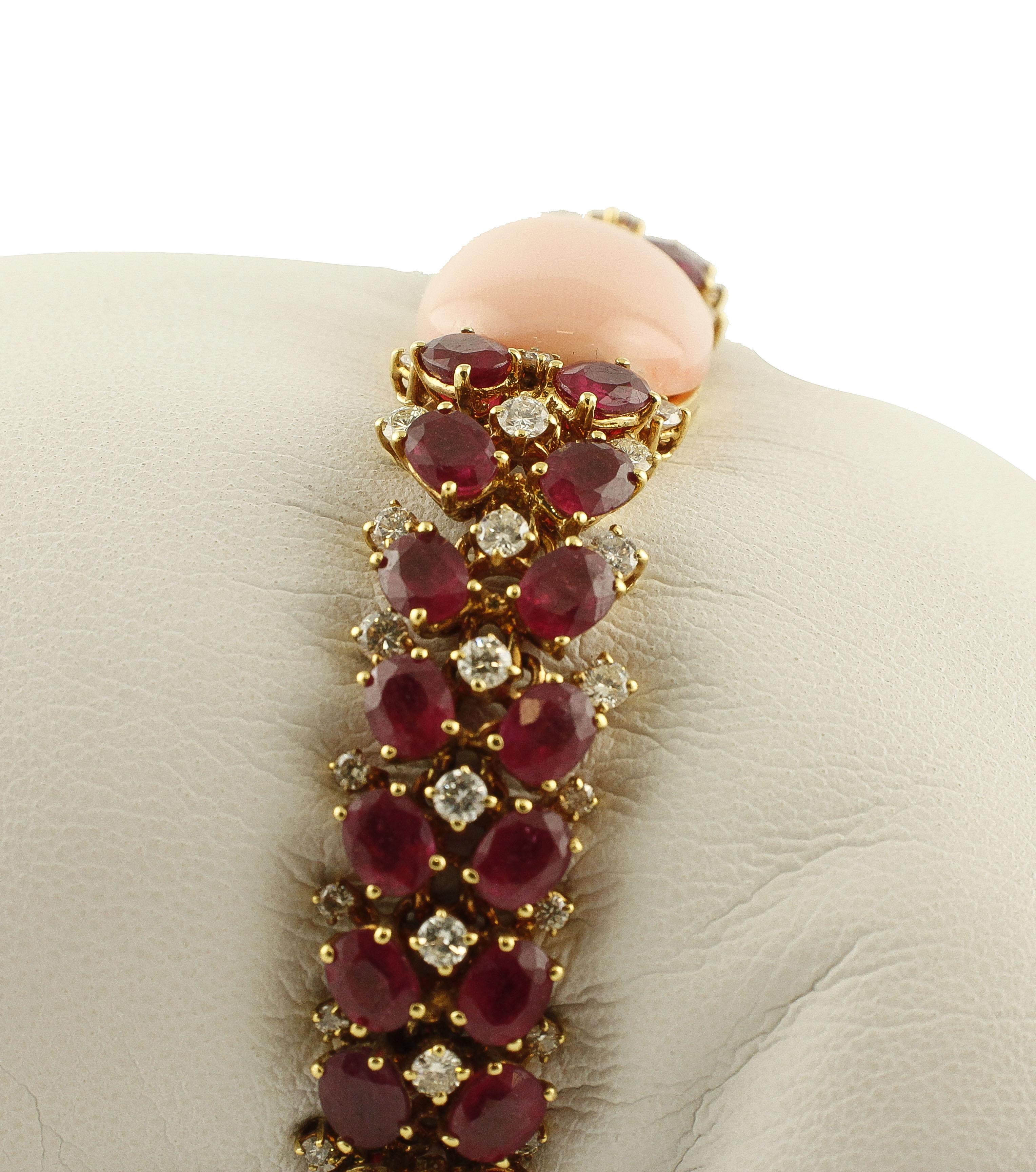 Rétro Bracelet en or rose avec diamants blancs Rubis Corail rose en vente
