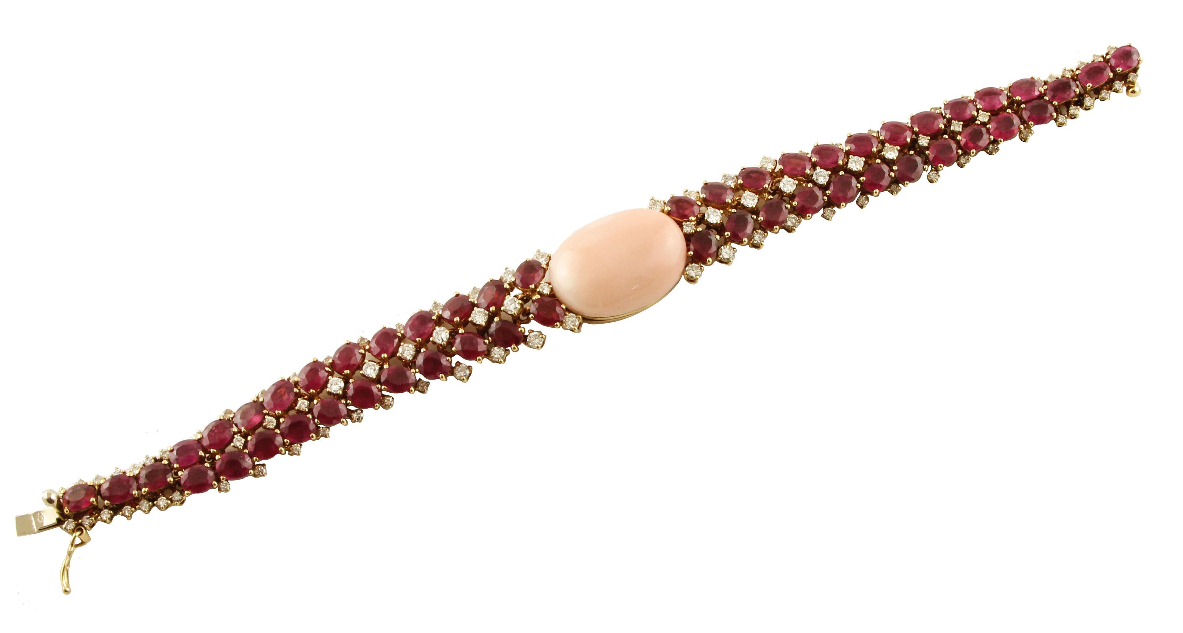 Taille brillant Bracelet en or rose avec diamants blancs Rubis Corail rose en vente
