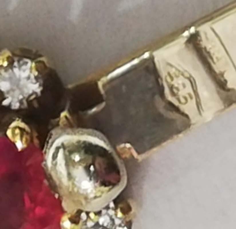 White Diamonds Rubies Pink Coral Rose Gold Bracelet In Excellent Condition In Marcianise, Marcianise (CE)