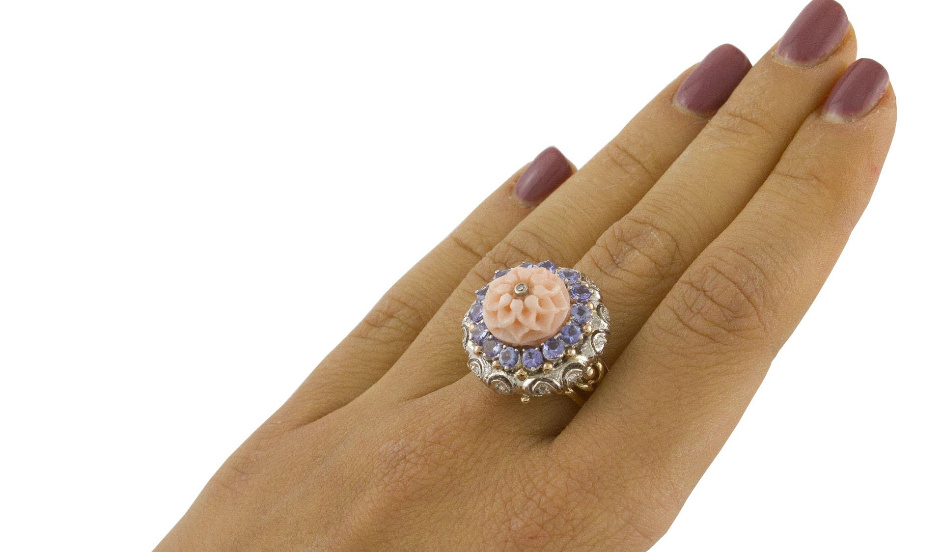 Diamantes Blancos Tanzanita Coral Rosa y Anillo de Oro Blanco en venta 1