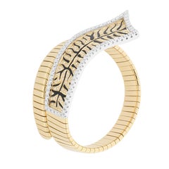 White diamonds Tiger Print Tubogas Bracelet and enamel in18kt yellow gold
