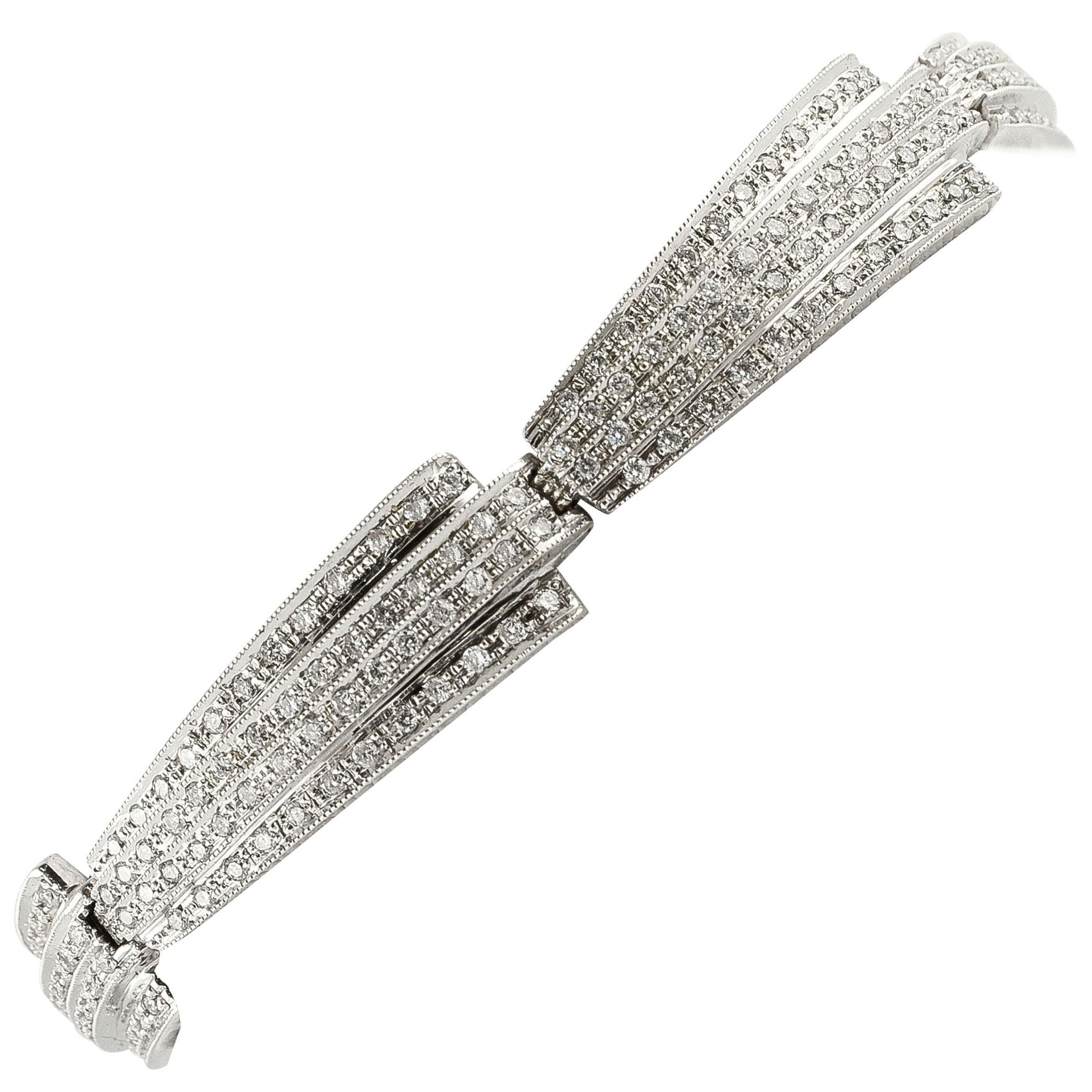 Semi-Rigid Gliederarmband aus Weißgold mit weißen Diamanten im Angebot