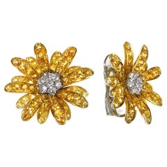 White Diamonds Yellow Sapphires Daisy Flower Petals Earrings in 18kt Gold