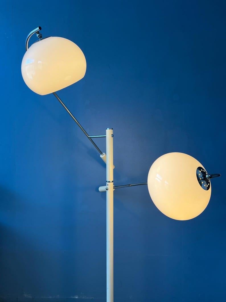 Lampadaire Dijkstra à bras pivotant champignon de l'ère spatiale, 1970 Excellent état - En vente à ROTTERDAM, ZH