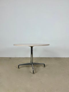 Mesa de comedor blanca de Charles&Ray Eames para ICF, años 70