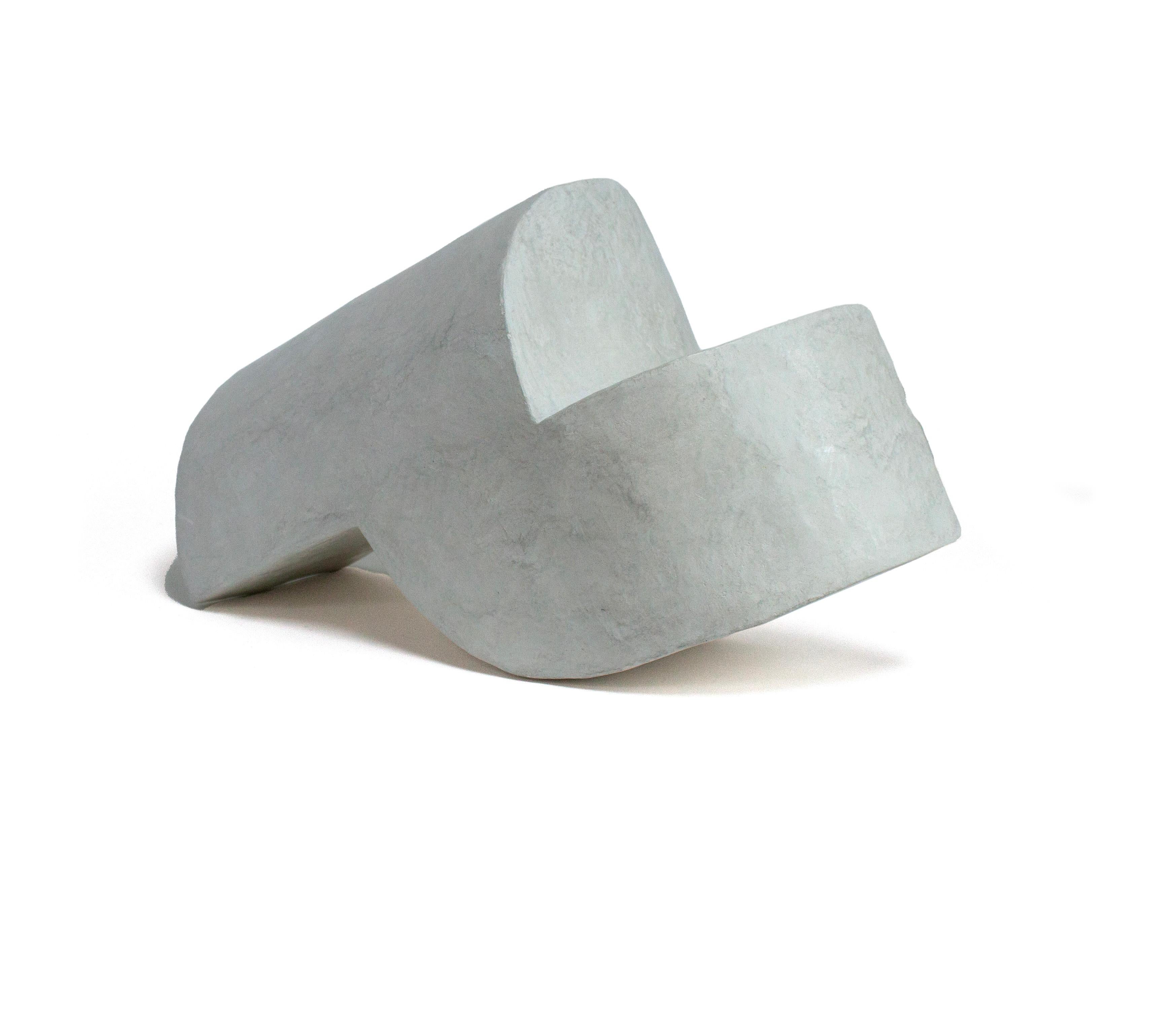 Whiting I Scultura realizzata a mano da Rachael Heritage in vendita 2