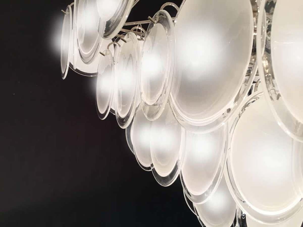 Late 20th Century White Disc Murano Chandelier, 1970s For Sale