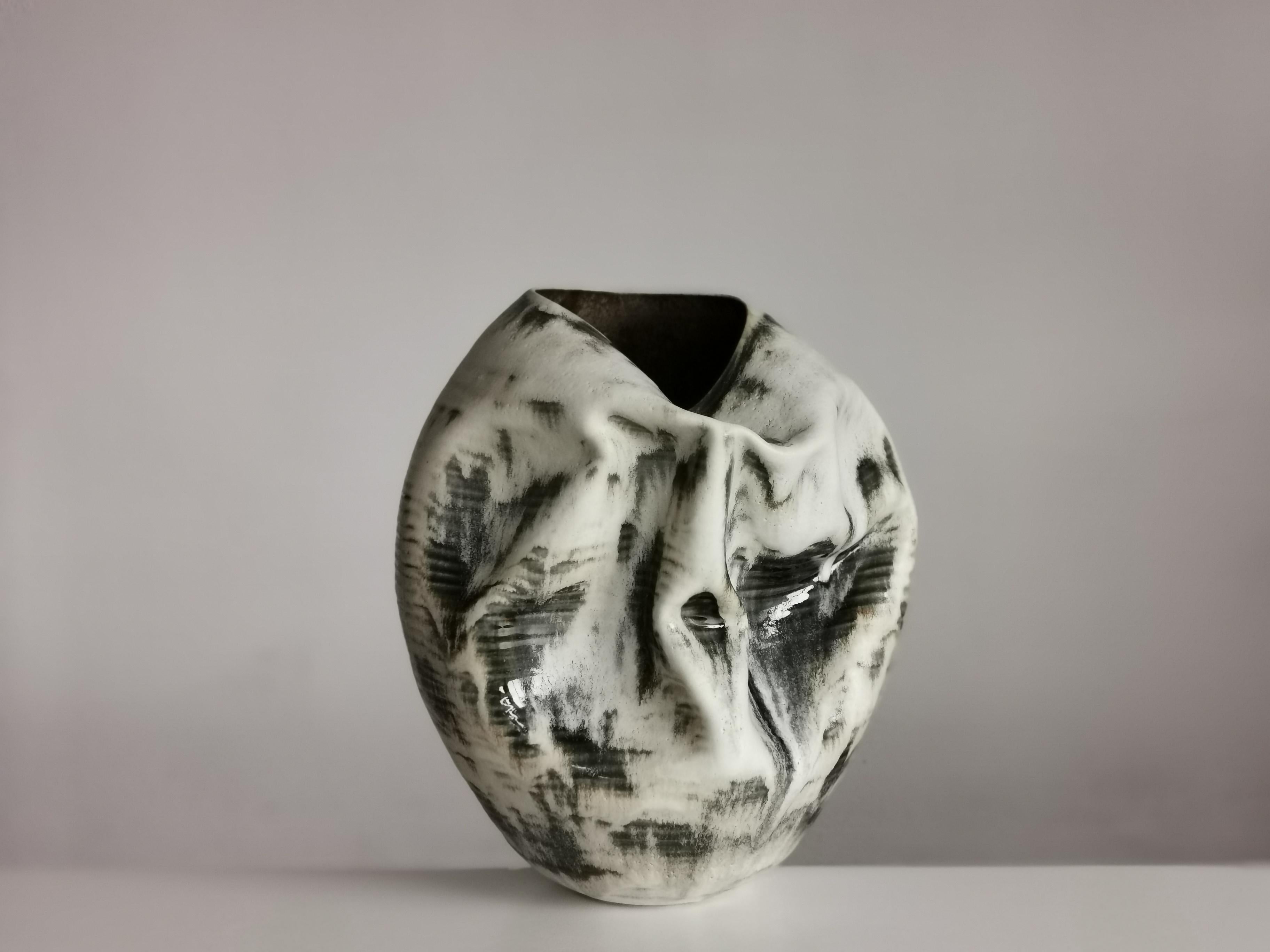 White Distorted Form with Green Glaze Highlights N.74, Ceramic Sculpture Vessel For Sale 3