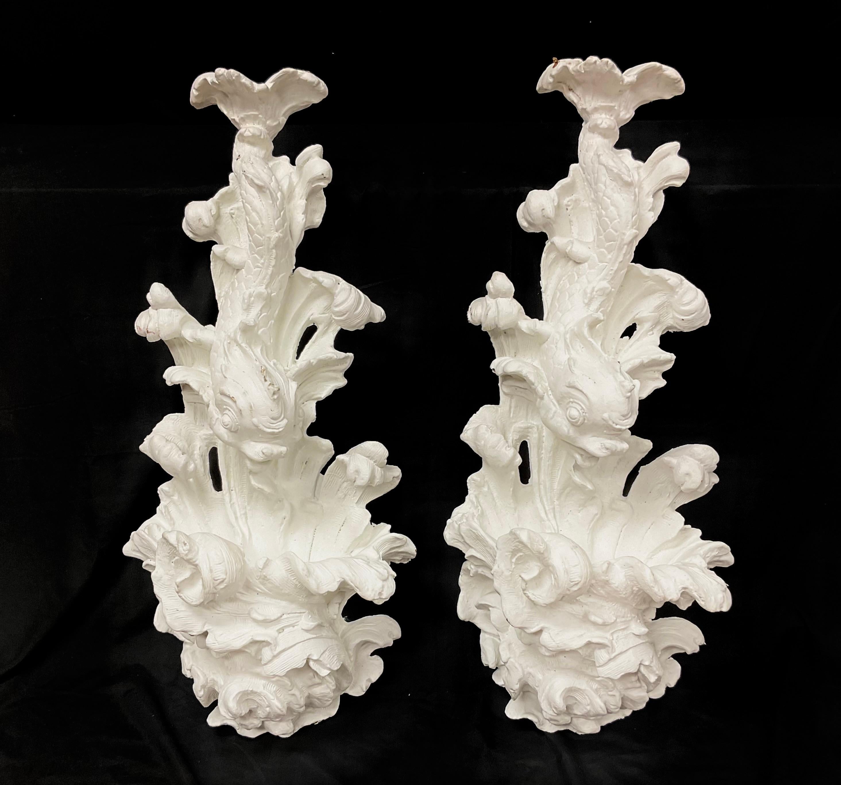 White Dolphin Wall Appliqués, A Pair Renacimiento rococó en venta