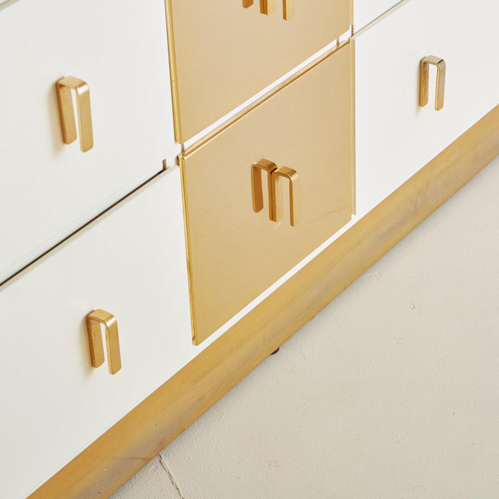 White Dresser With Brass Details by Luciano Frigerio for Frigerio DI Desio 11