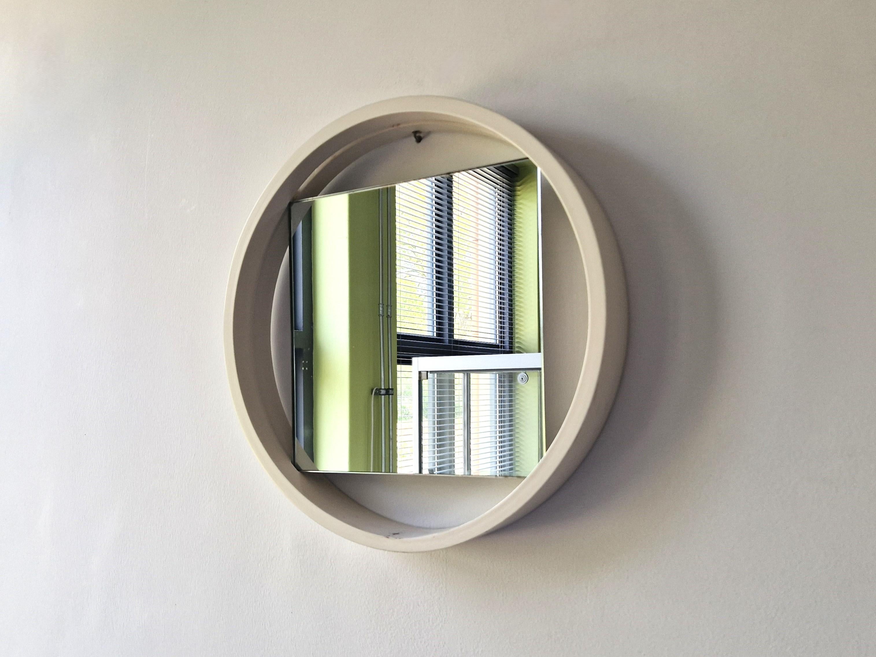 Dutch White ‘DZ84’ mirror by Benno Premsela for ‘t Spectrum, The Netherlands 1950's For Sale
