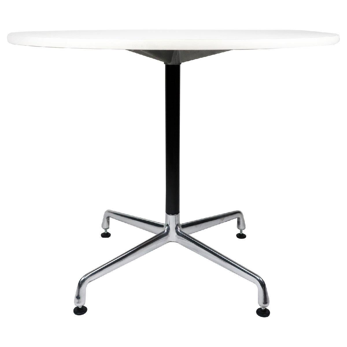 From Ray & Charles Eames’ iconic Aluminum Group collection for Herman Miller, this timeless Mid-Century Modern Classic is as much at home in a breakfast nook as in an office. With a 36” top, this is perfect for apartments and other smaller spaces.
