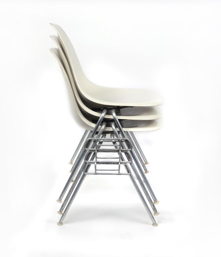 White Eames Stacking Chairs for Herman Miller, Set of Three at 1stDibs