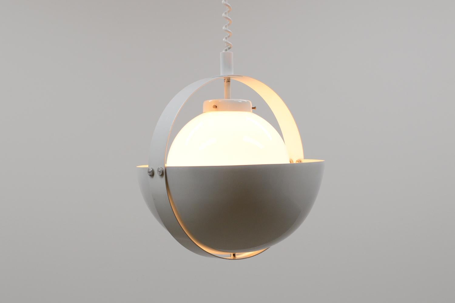 Mid-Century Modern White “Eclipse” Pull Down Pendant by Dijkstra Lampen 70s