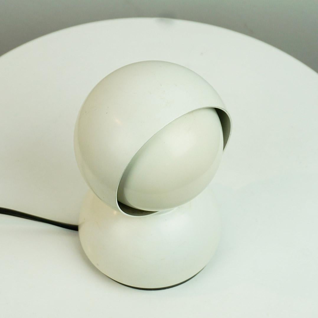 Lampada da tavolo White Eclisse di Vico Magistretti per Artemide Italia in vendita 2