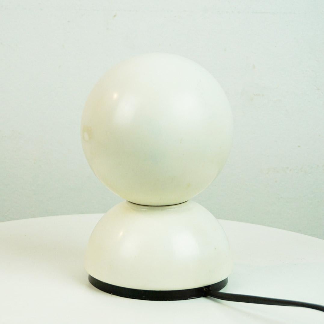 Laccato Lampada da tavolo White Eclisse di Vico Magistretti per Artemide Italia in vendita