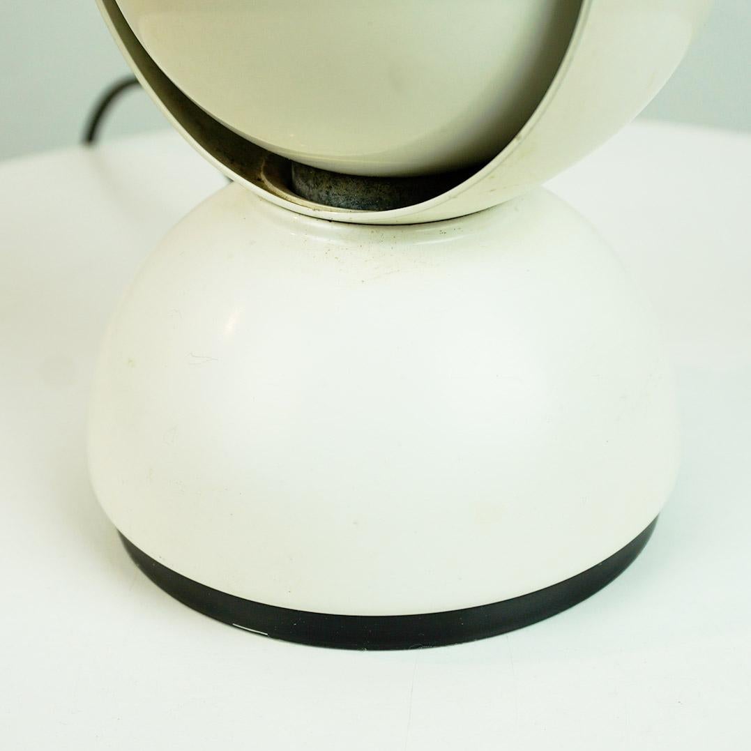 Metallo Lampada da tavolo White Eclisse di Vico Magistretti per Artemide Italia in vendita