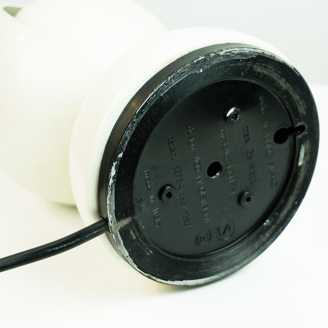 Lampada da tavolo White Eclisse di Vico Magistretti per Artemide Italia in vendita 1