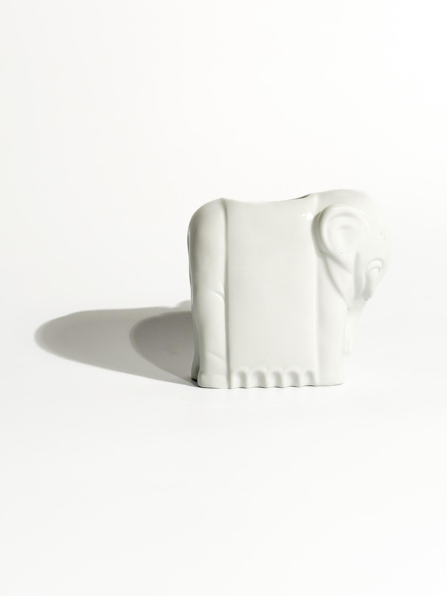 Art Deco White Elephant Vase Re-edition by Gio Ponti for Richard Ginori 1980s For Sale