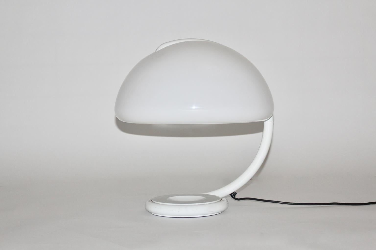 White Elio Martinelli Vintage Table Lamp Mod. 599 Serpente Designed 1965, Italy For Sale 15