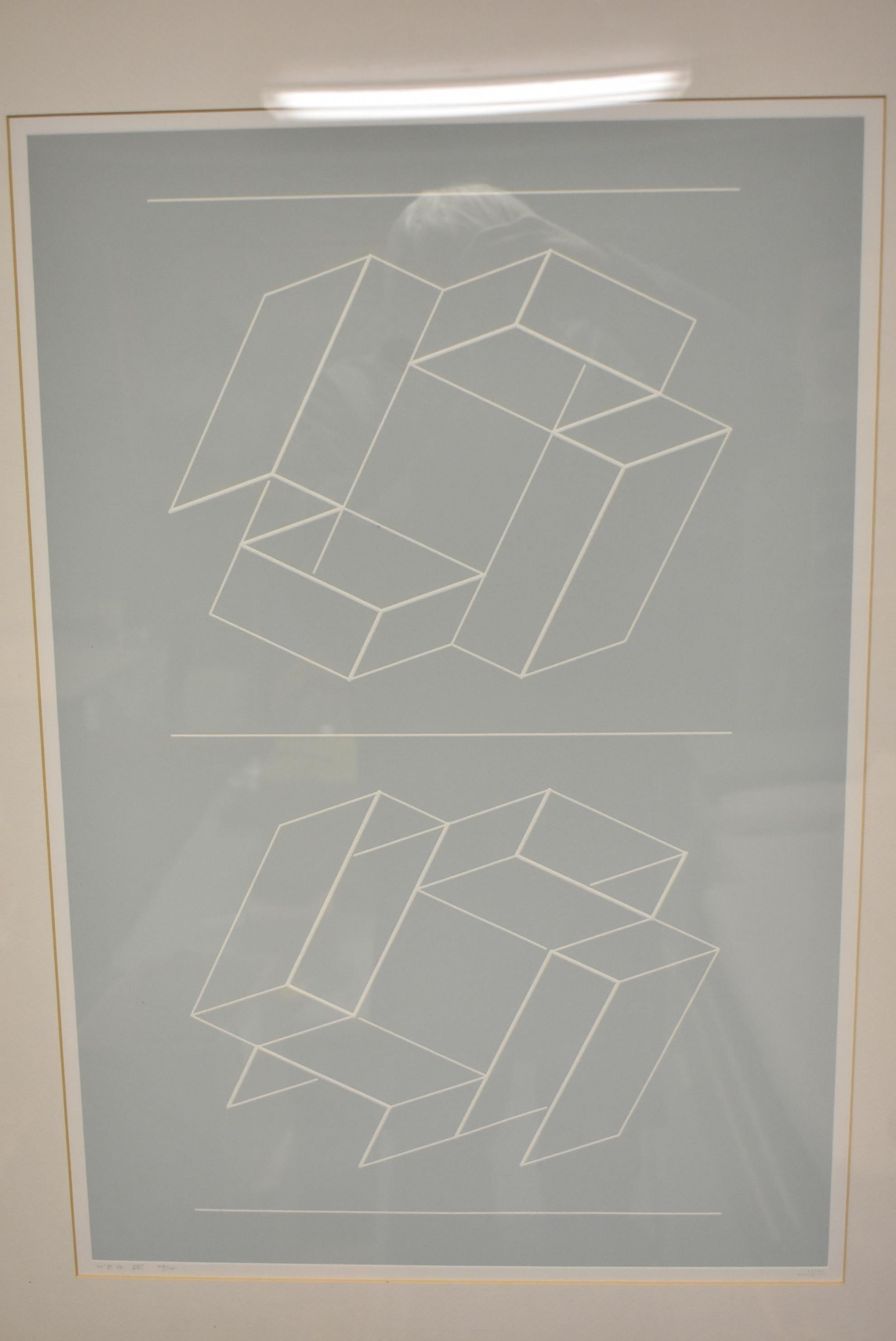 Papier Impressions White Embossings on Gray de Josef Albers en vente