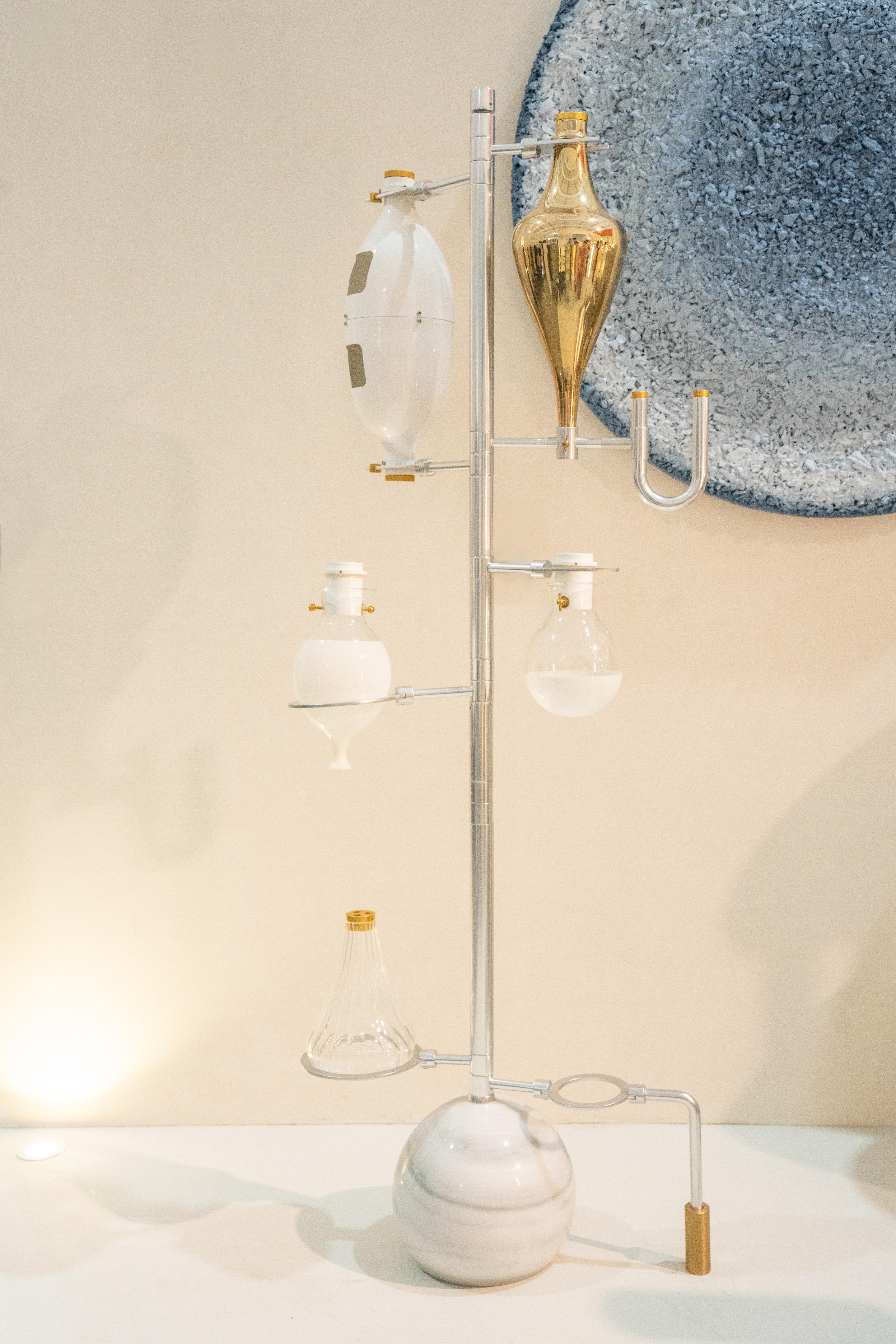 Weiße Emotional Lab-Skulptur-Leuchte in Weiß von Hania Jneid im Angebot 8