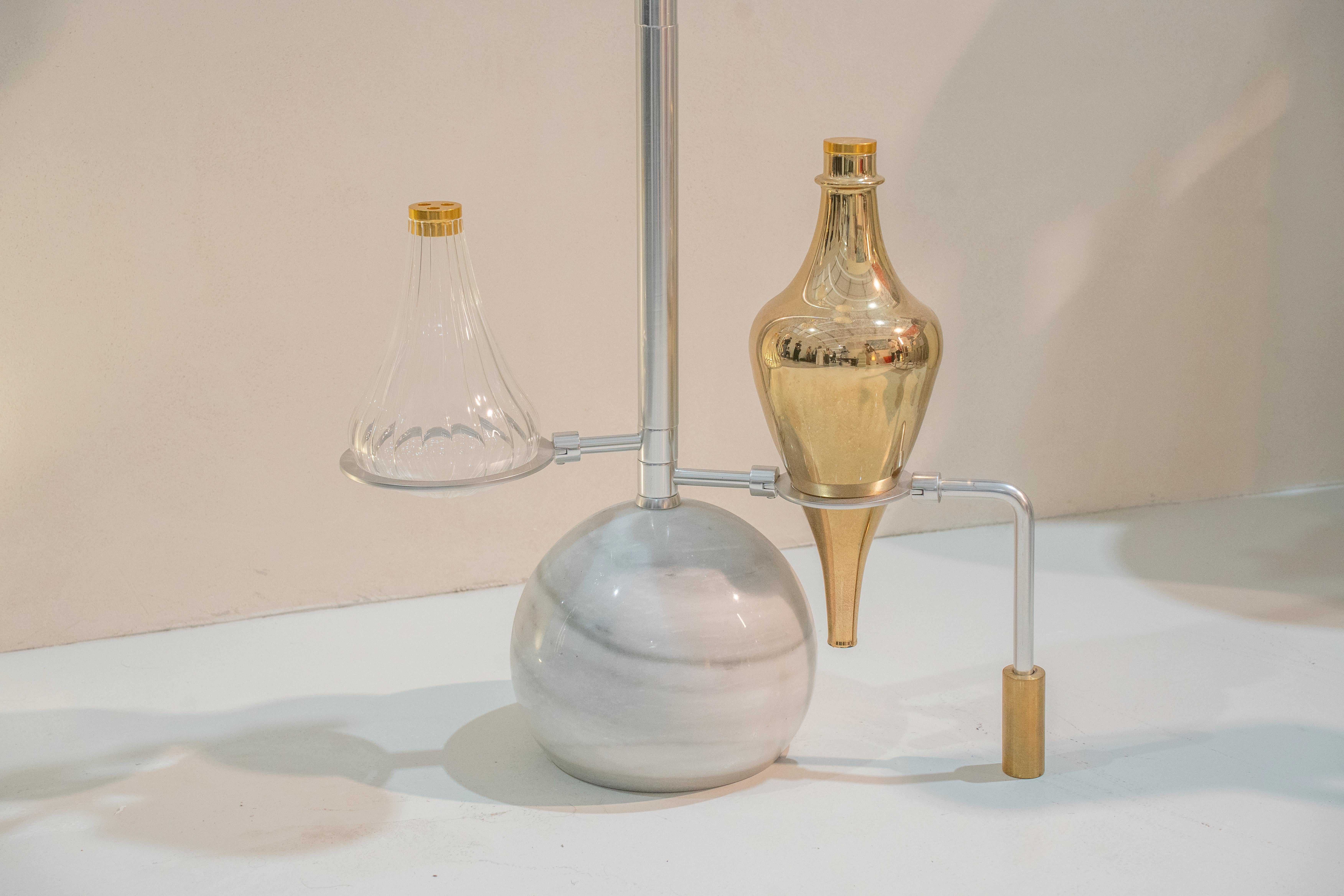 Weiße Emotional Lab-Skulptur-Leuchte in Weiß von Hania Jneid im Zustand „Neu“ im Angebot in BARCELONA, ES