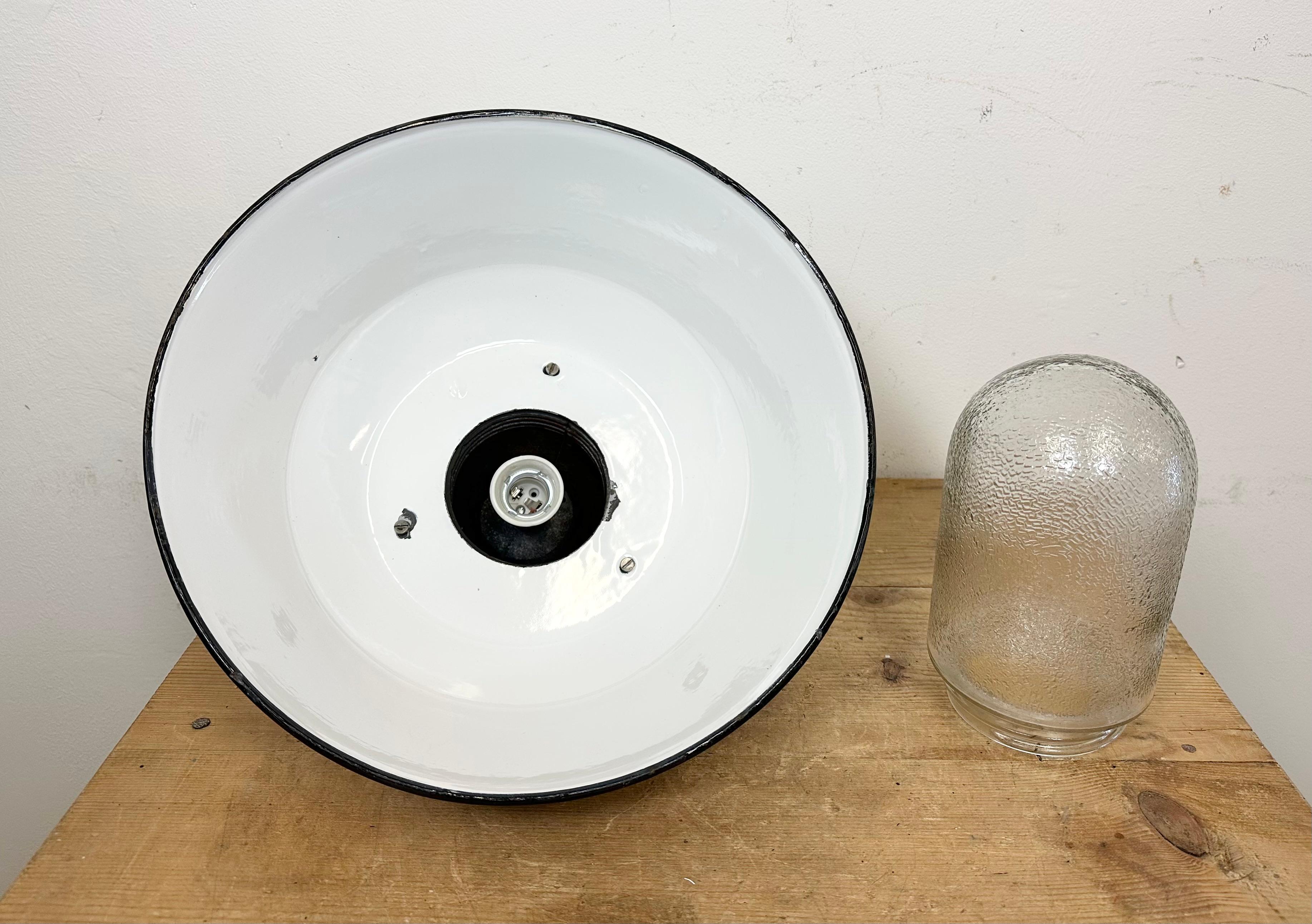 White Enamel and Cast Iron Industrial Pendant Light with Glass Cover, 1960s For Sale 8