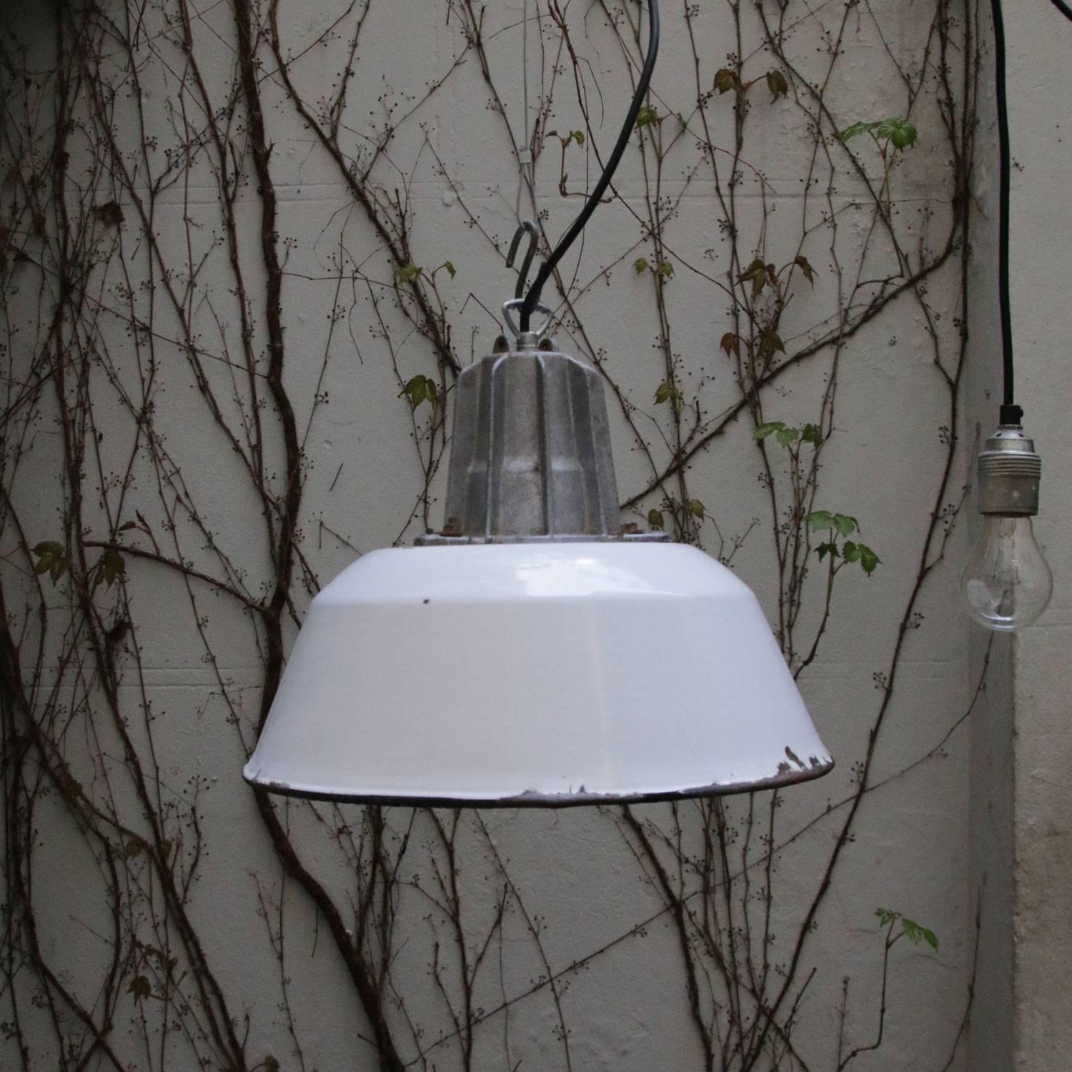 20th Century White Enamel Cast Aluminum Vintage Industrial Hanging Lamps (6x)