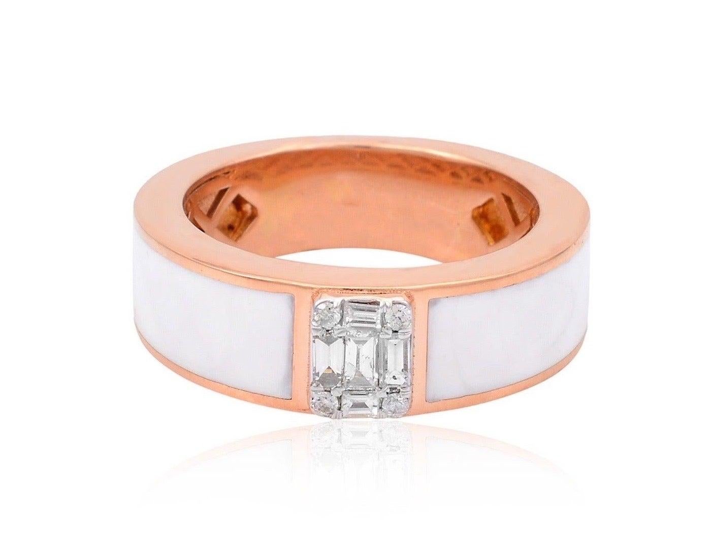 For Sale:  White Enamel Diamond 18 Karat Gold Ring 3