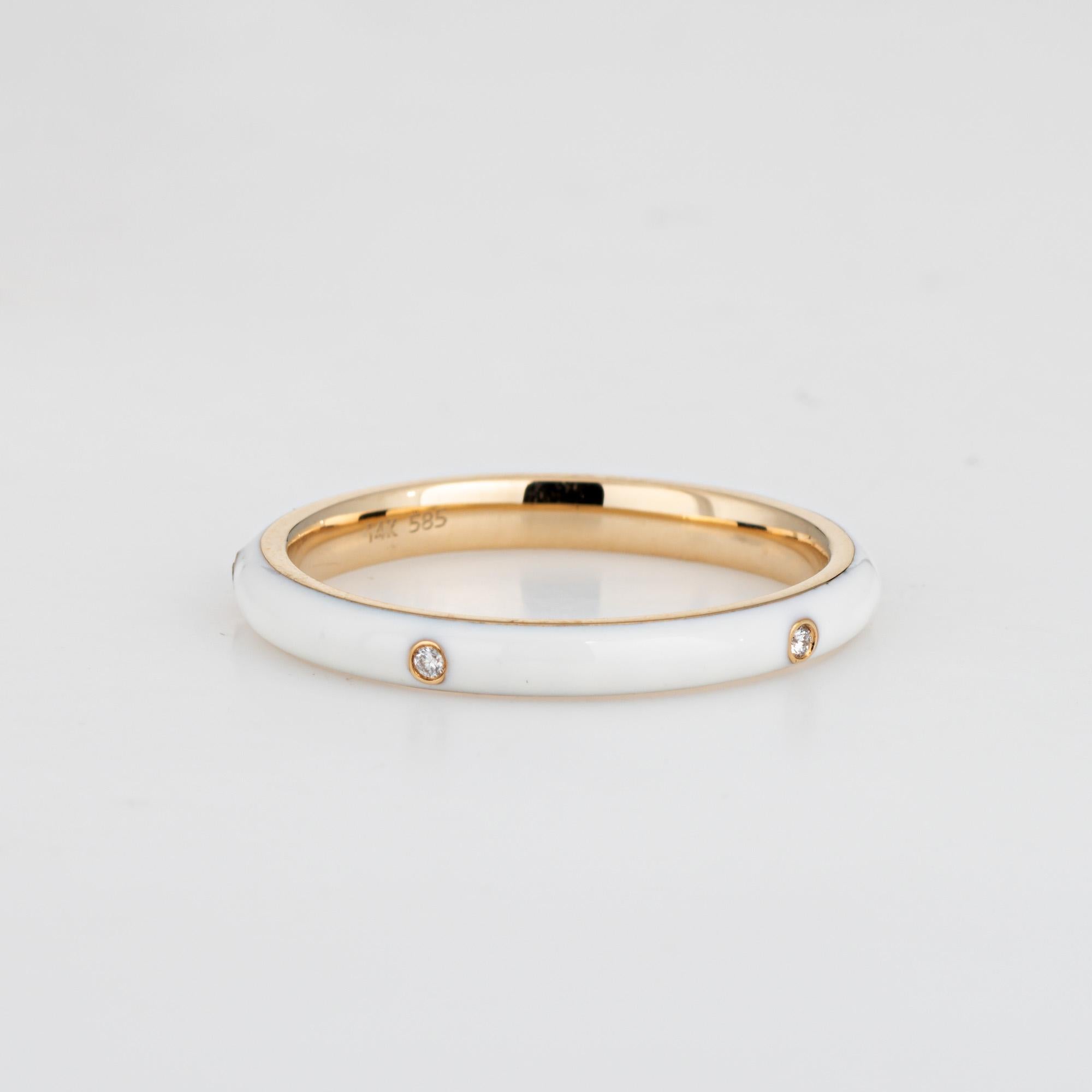 Weiß Emaille Diamant Eternity Ring Sz 6,5 14k Gelbgold Stacking Band Schmuck (Moderne) im Angebot