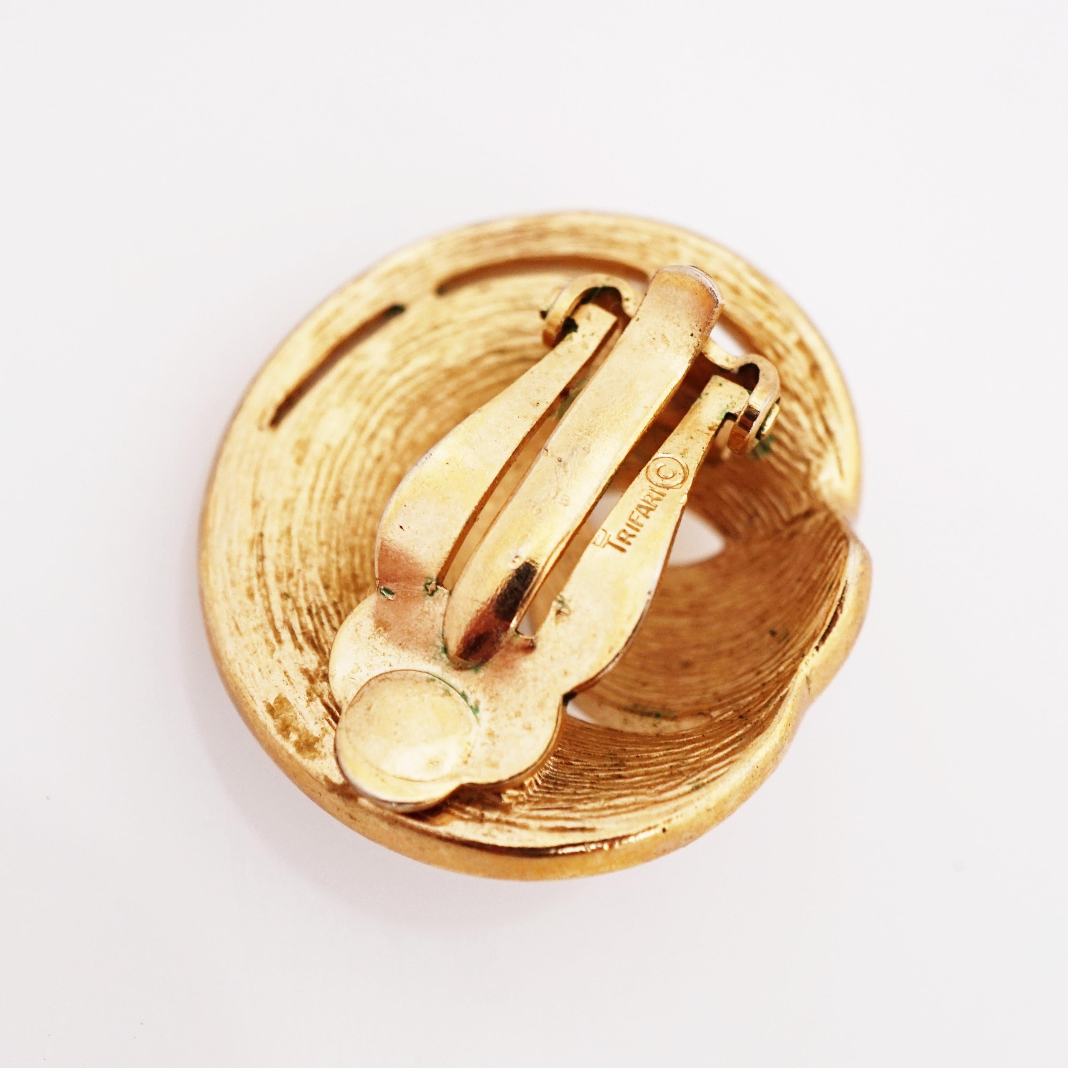 1960s trifari jewelry