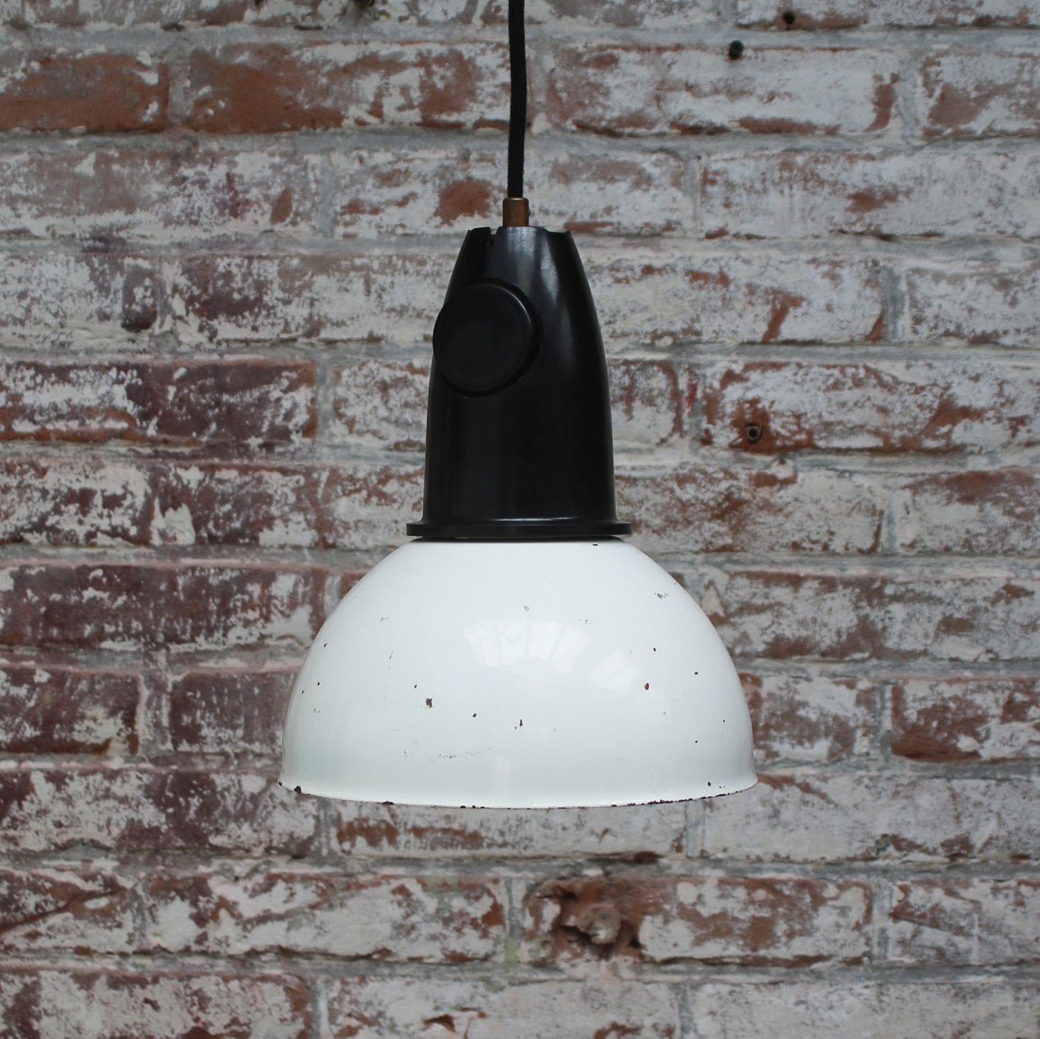 White Enamel Vintage Industrial Bakelite Top Pendant Lamps In Good Condition For Sale In Amsterdam, NL
