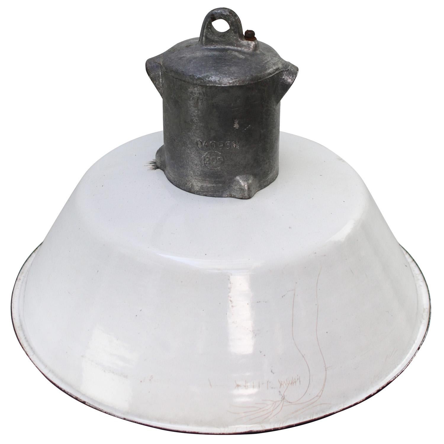 Factory hanging light
Gray cast aluminum top with white enamel shade

Weight 1.50 kg / 3.3 lb

Priced per individual item. All lamps have been made suitable by international standards for incandescent light bulbs, energy-efficient and LED bulbs.